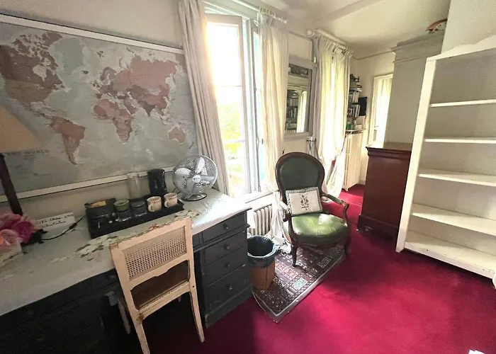 Séjour chez l'habitant Maison 1850 18 R Avec Terrasse Et Parking En Option Paris