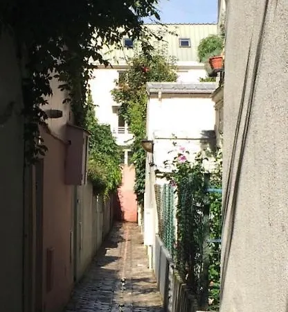 Проживание в семье 